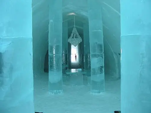 Ice hotel